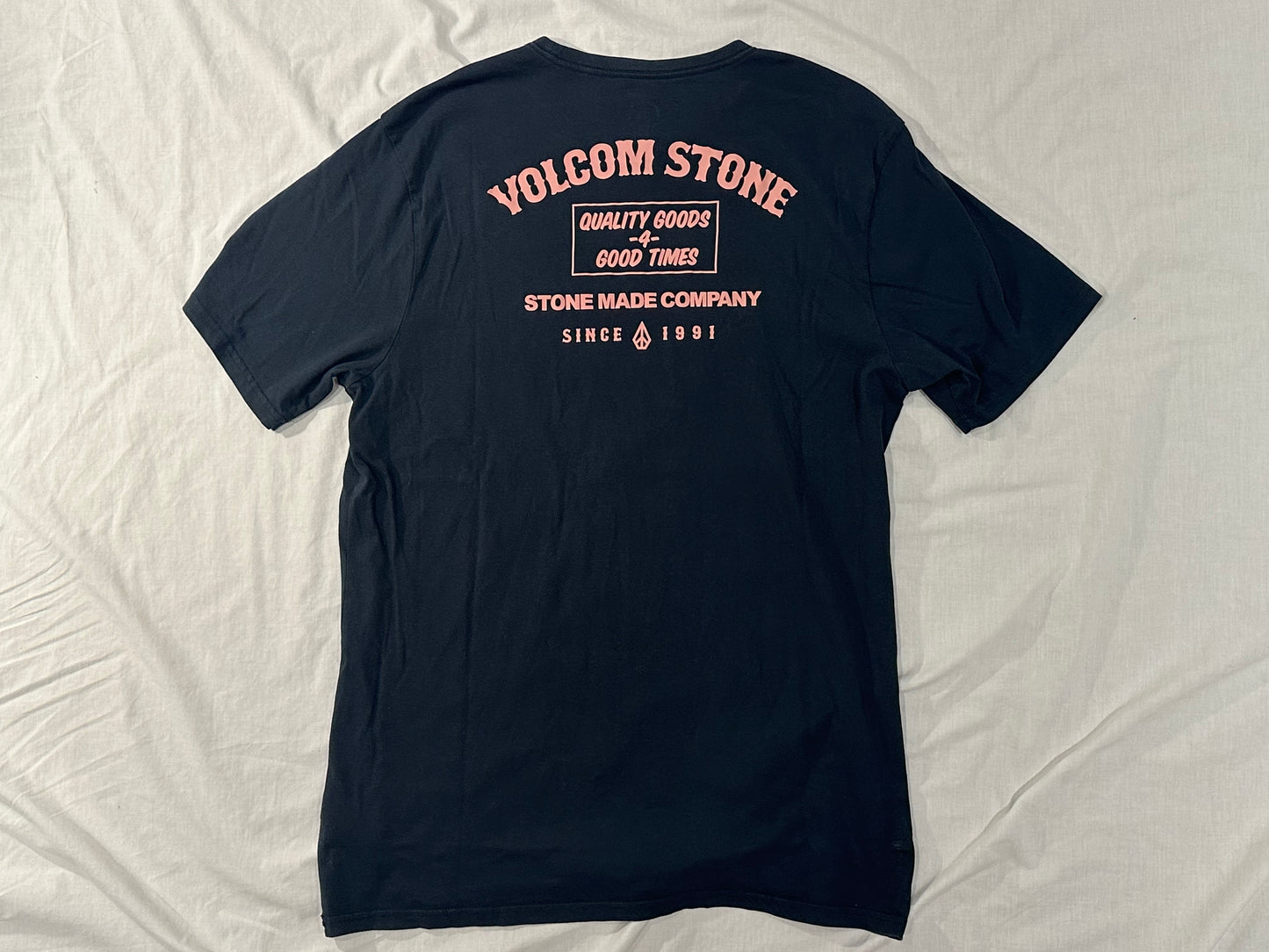 Volcom T-Shirt (X-Large) - Navy - 8/10 Condition