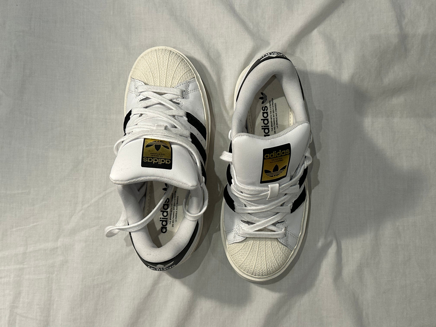 Adidas Originals Sneaker Shoes (US 5 Women's) - White, Black - 9/10 Condition