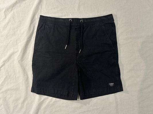 Common Need Shorts (Men's Small) - Black - 8/10 Condition